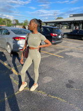 Load image into Gallery viewer, Kayverse active set